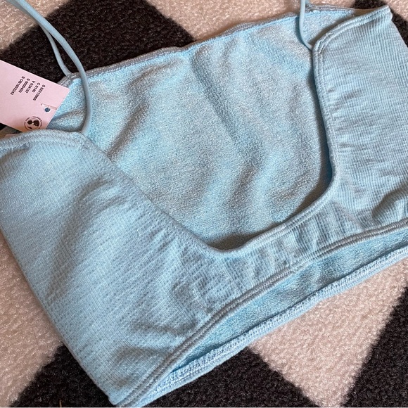 uo seamless low back top - Picture 6 of 6